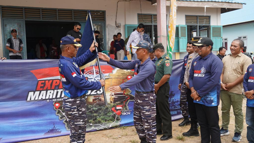 HUT TNI AL Ke 78 Lanal Sangatta Sambut Tim Ekspedisi Maritim Hingga