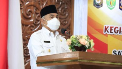 Gubernur Isran Noor Pertahankan Honorer Bujurnews