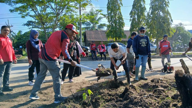 Pemkab Kukar Rawat Tradisi Gotong Royong Masyarakat Melalui Peringatan ...